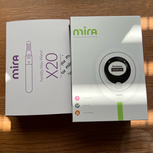 New Mira Fertility Hormone Monitor Max Kit and Wands - Picture 1 of 2
